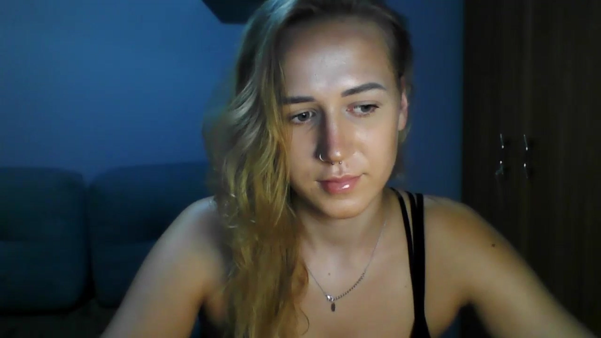 Gallery image thumbnail from CatrinLips's myfreecams stream on, 08/21/2023, 18:56 image 16 of 20