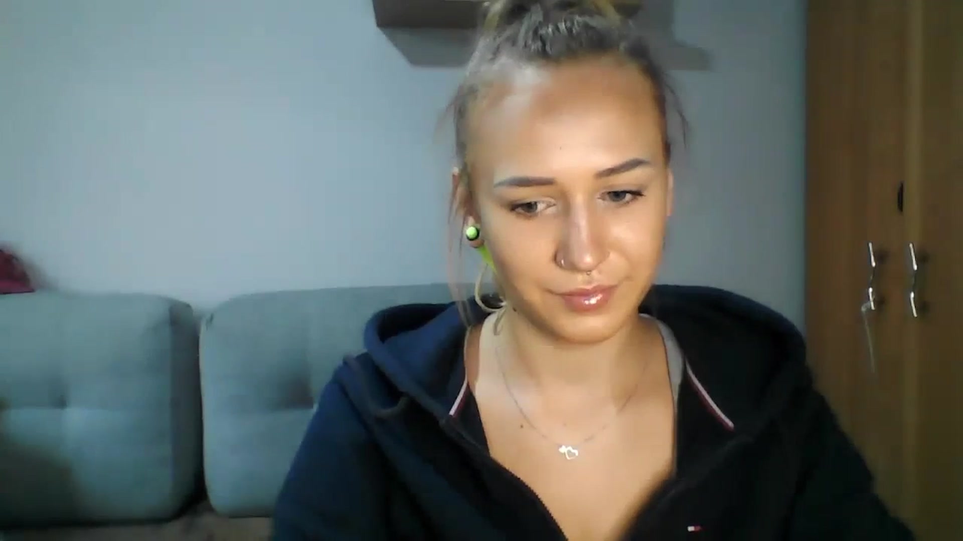 Gallery image thumbnail from CatrinLips's myfreecams stream on, 08/23/2023, 08:45 image 5 of 20