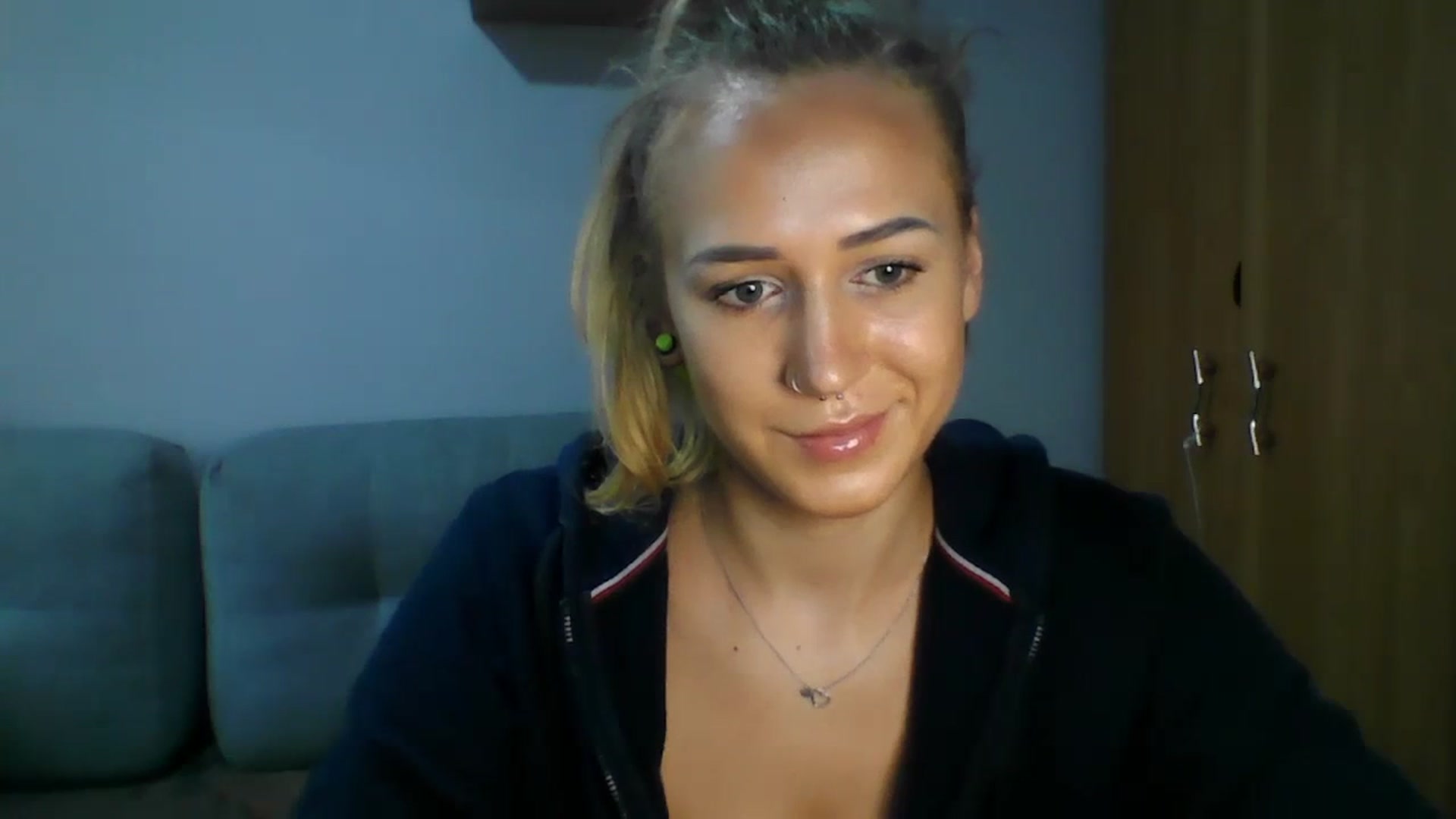Gallery image thumbnail from CatrinLips's myfreecams stream on, 08/23/2023, 10:47 image 11 of 20