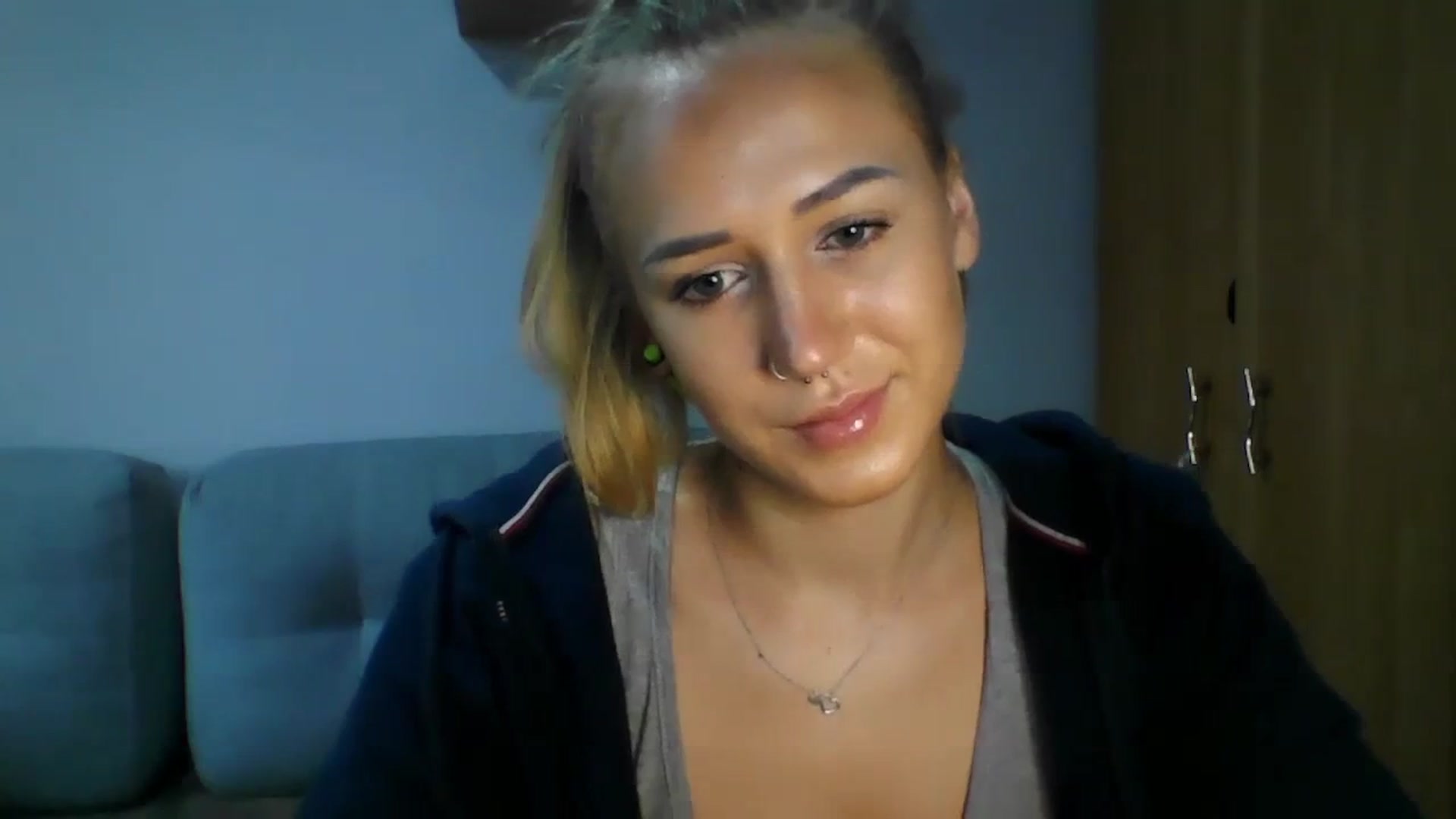 Gallery image thumbnail from CatrinLips's myfreecams stream on, 08/23/2023, 10:47 image 4 of 20