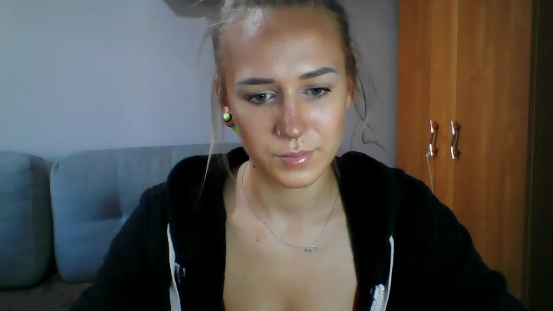 Gallery image thumbnail from CatrinLips's myfreecams stream on, 08/23/2023, 15:29 image 13 of 20
