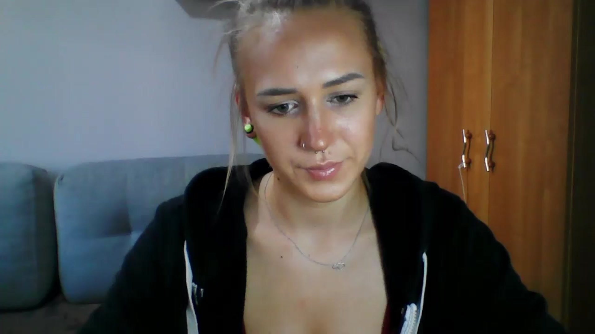 Gallery image thumbnail from CatrinLips's myfreecams stream on, 08/23/2023, 15:29 image 17 of 20