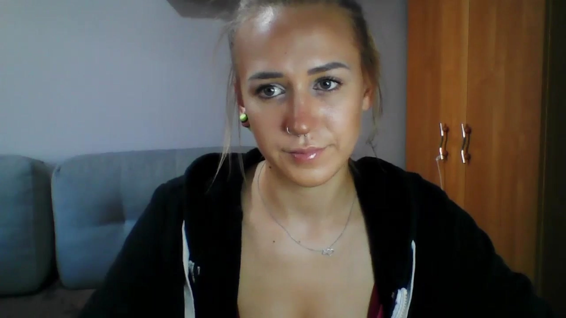 Gallery image thumbnail from CatrinLips's myfreecams stream on, 08/23/2023, 15:29 image 18 of 20