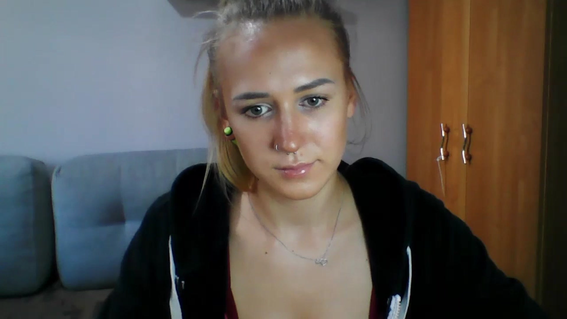 Gallery image thumbnail from CatrinLips's myfreecams stream on, 08/23/2023, 15:29 image 9 of 20