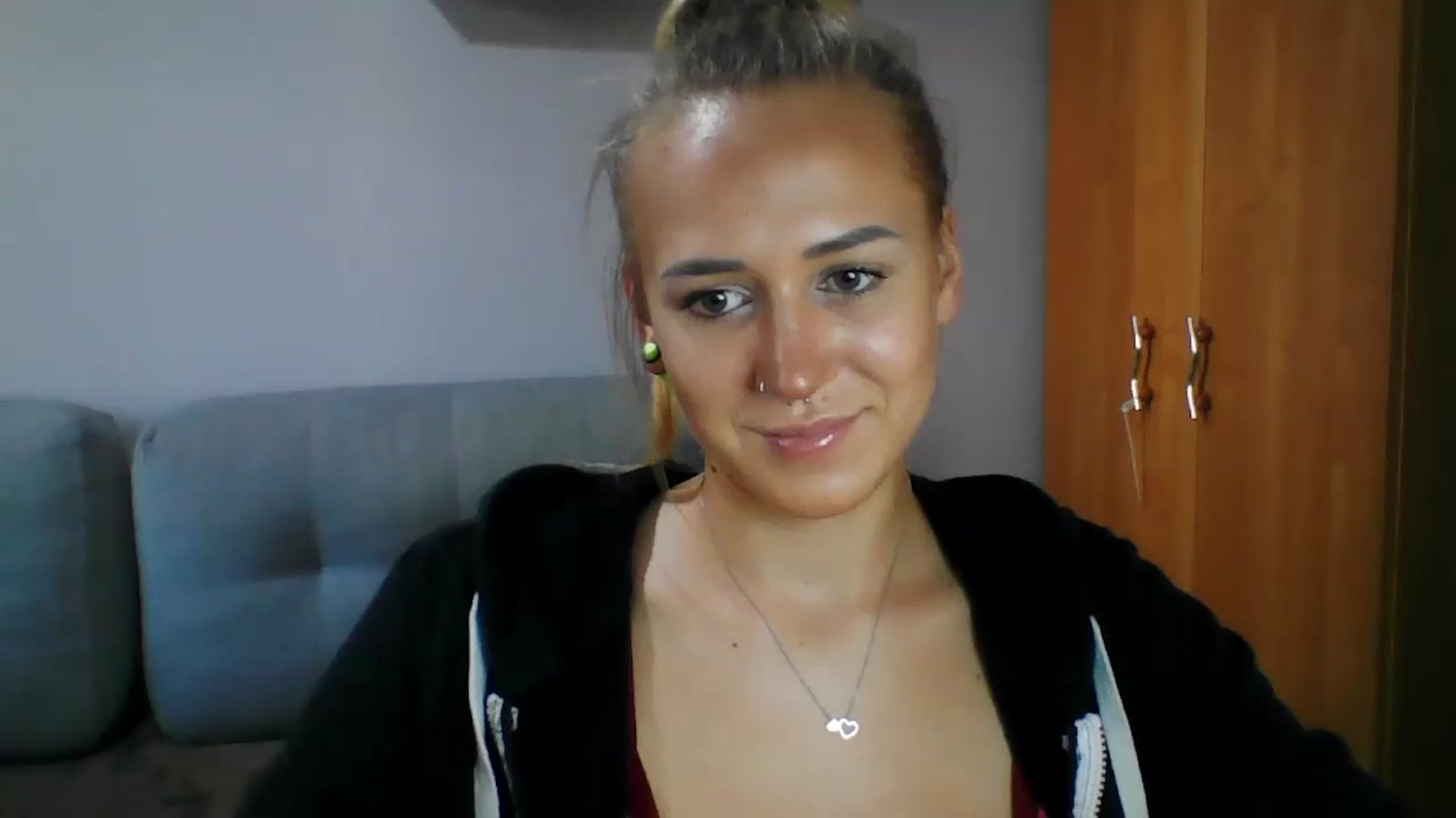 Gallery image thumbnail from CatrinLips's myfreecams stream on, 08/23/2023, 15:43 image 18 of 20