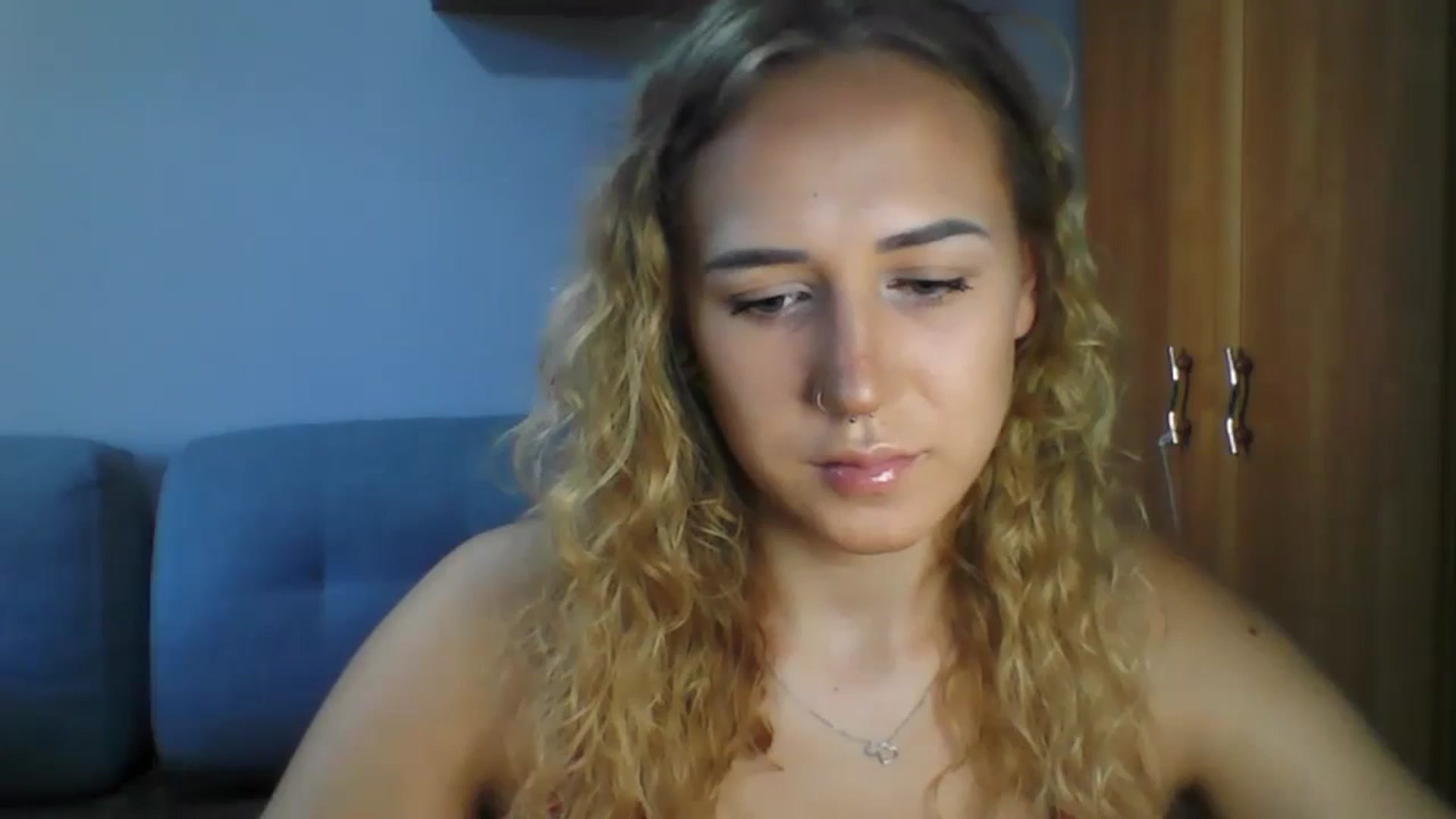 Gallery image thumbnail from CatrinLips's myfreecams stream on, 08/24/2023, 15:55 image 4 of 20
