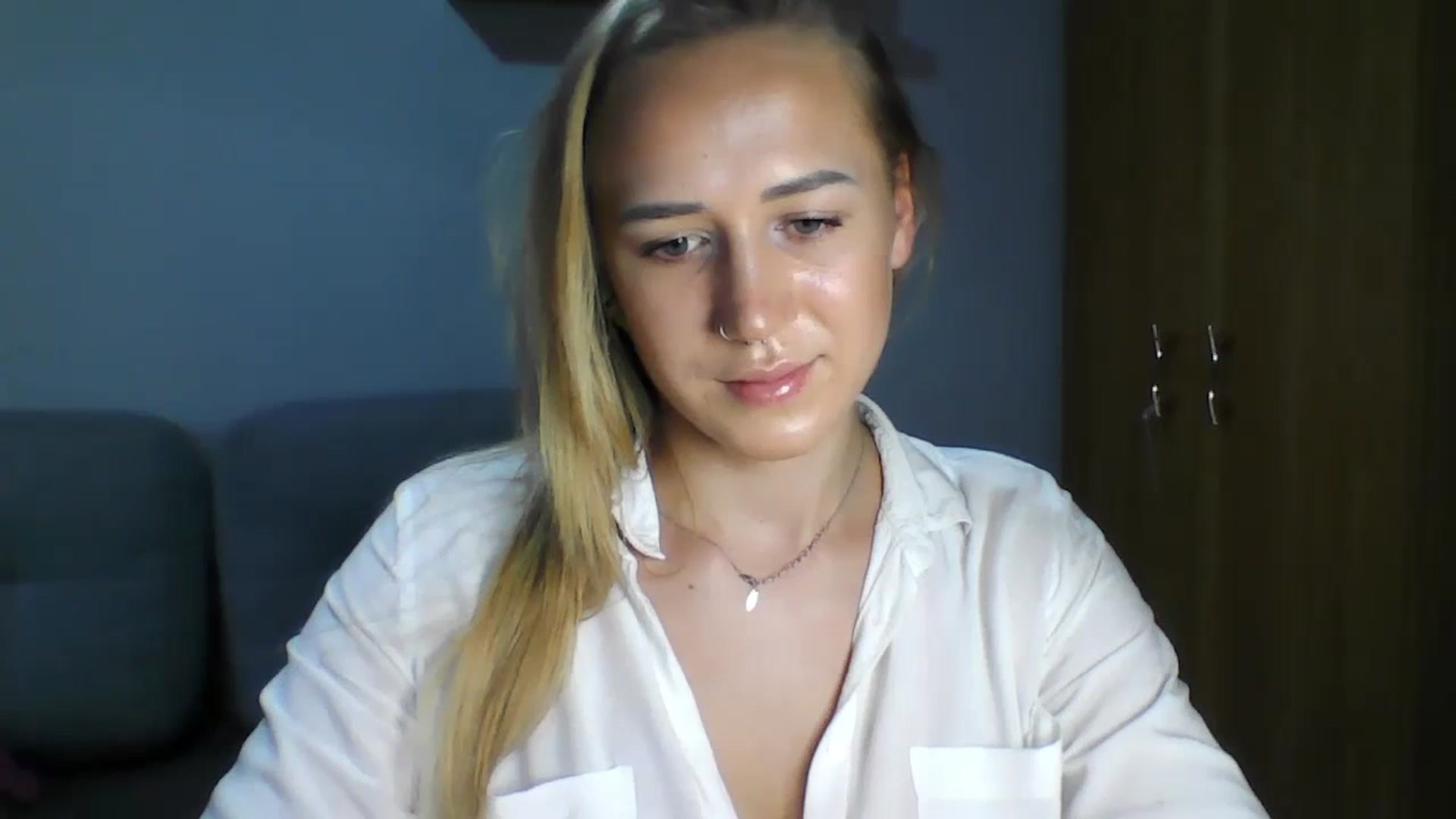 Gallery image thumbnail from CatrinLips's myfreecams stream on, 08/27/2023, 16:33 image 19 of 20