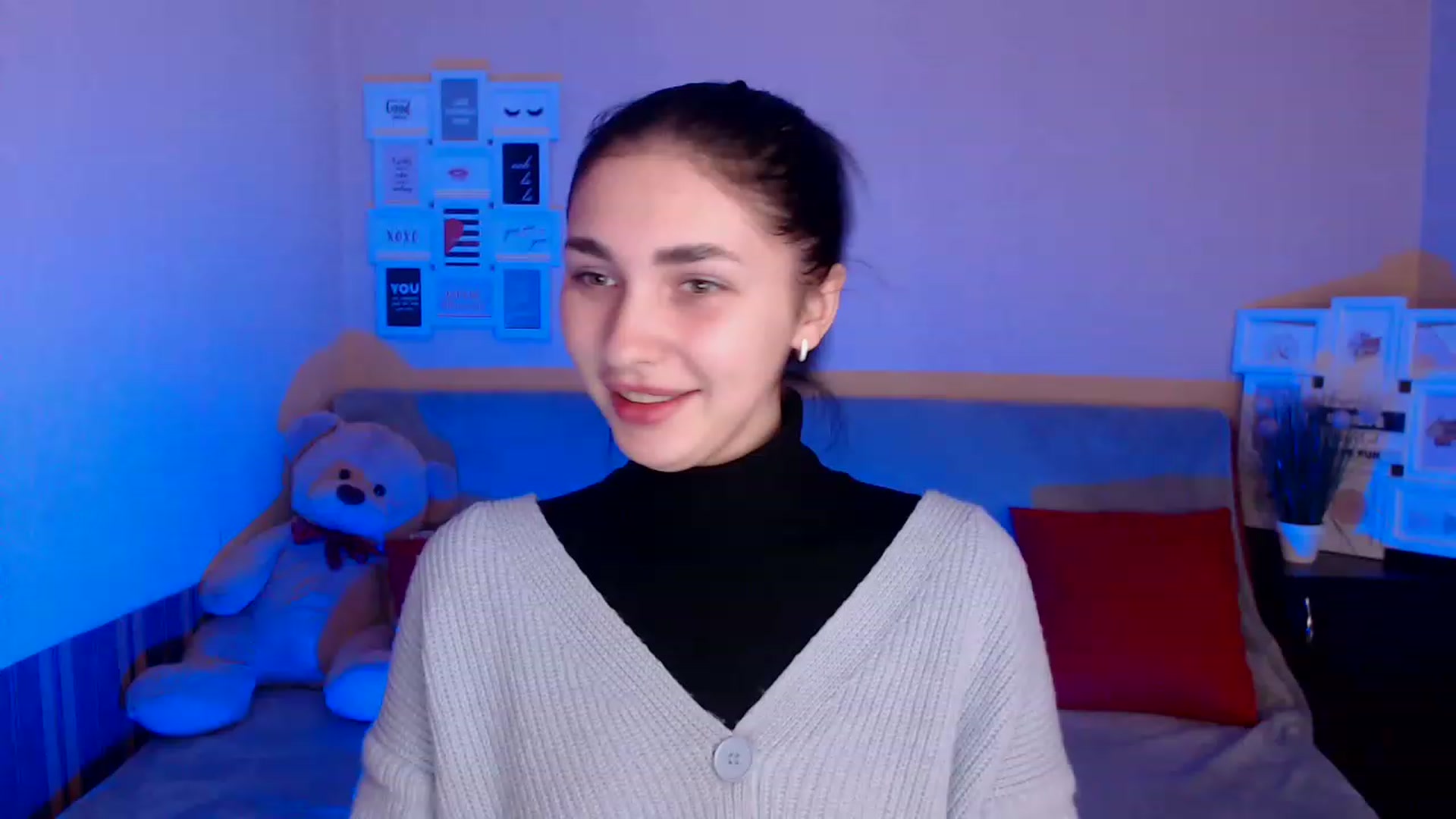 Gallery image thumbnail from Cattanna's myfreecams stream on, 01/30/2023, 08:23 image 1 of 20