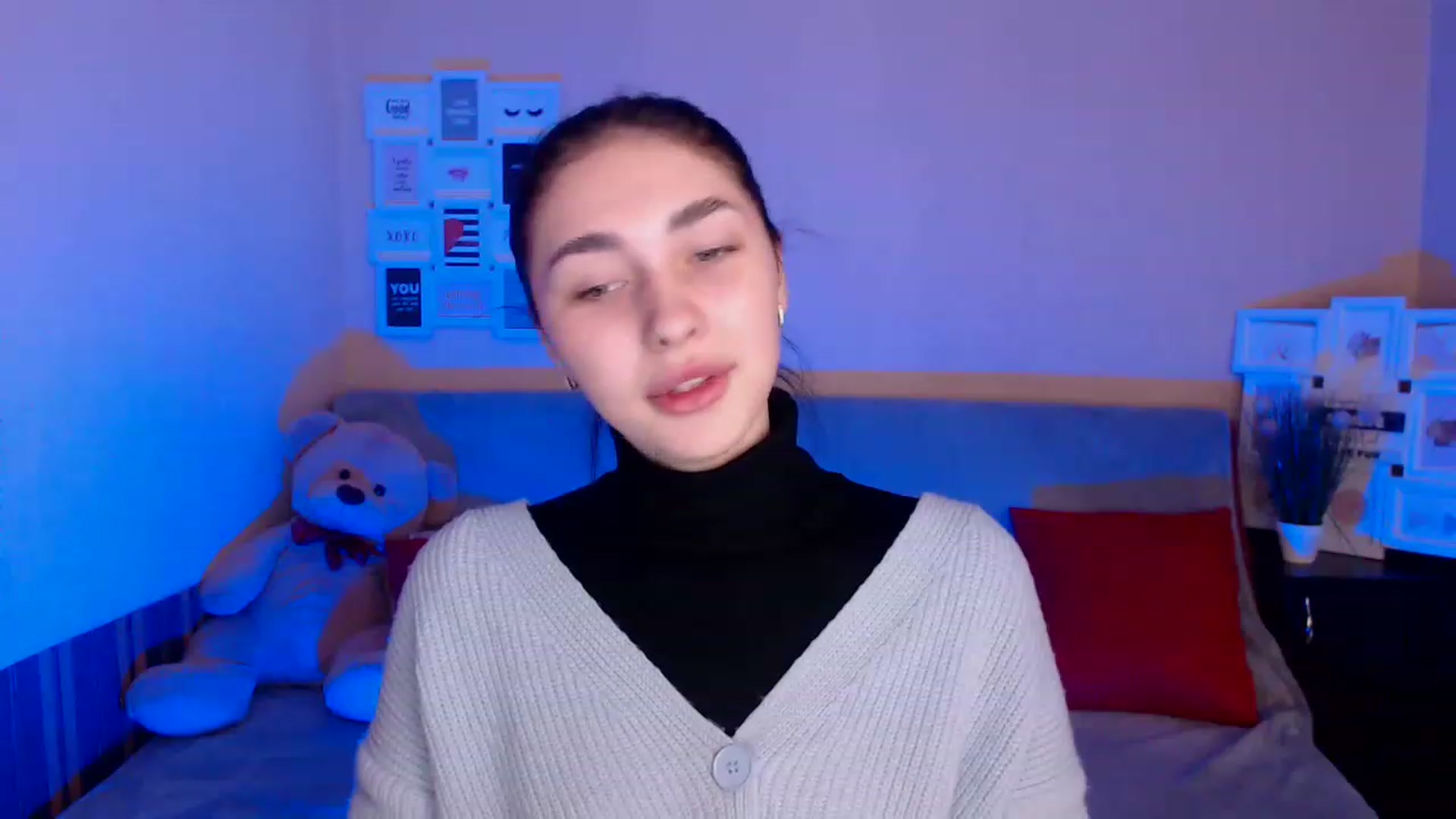 Gallery image thumbnail from Cattanna's myfreecams stream on, 01/30/2023, 08:23 image 2 of 20