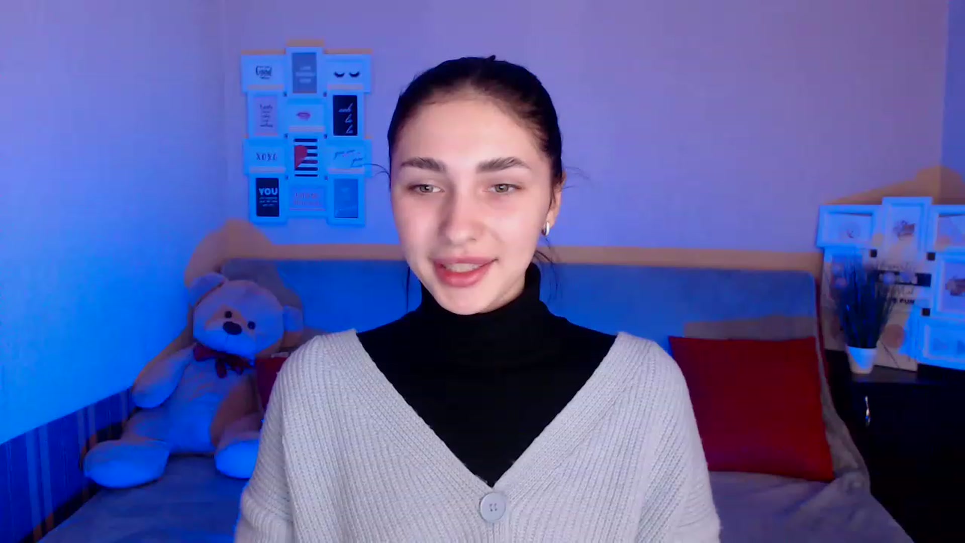 Gallery image thumbnail from Cattanna's myfreecams stream on, 01/30/2023, 08:23 image 3 of 20