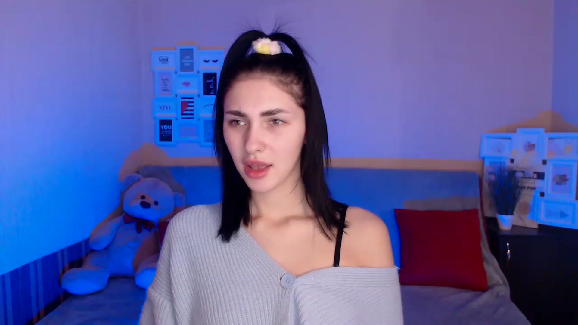 Gallery image thumbnail from Cattanna's myfreecams stream on, 01/30/2023, 08:23 image 17 of 20
