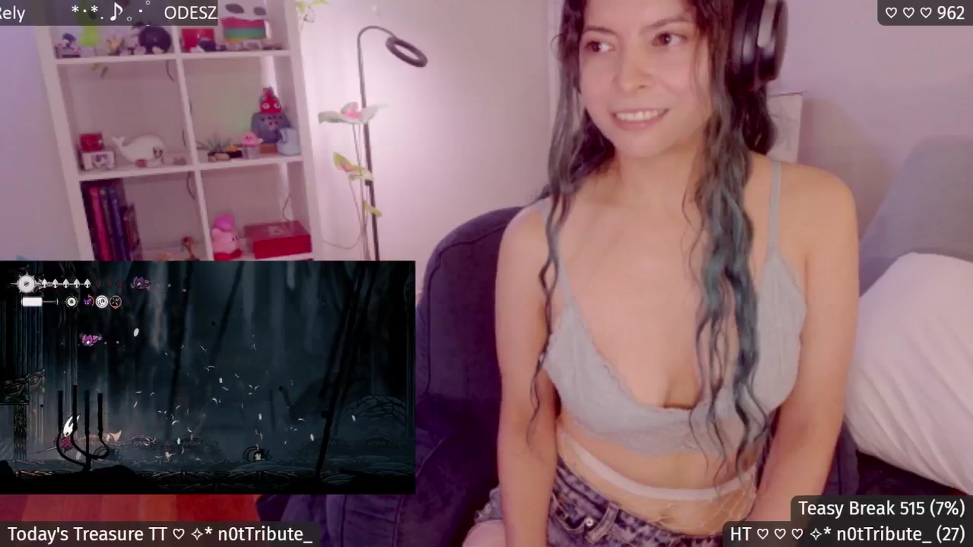 Gallery image thumbnail from Catwave's myfreecams stream on, 04/06/2026, 05:34 image 4 of 20