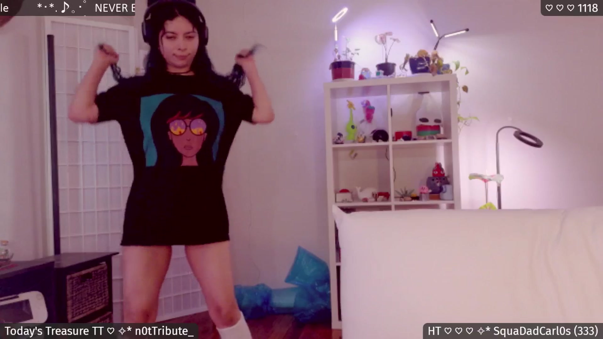 Gallery image thumbnail from Catwave's myfreecams stream on, 04/09/2026, 05:09 image 11 of 20