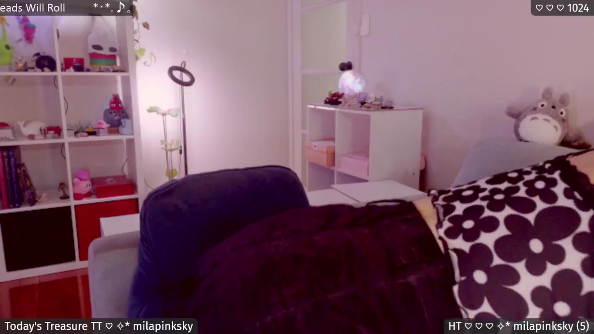 Gallery image thumbnail from Catwave's myfreecams stream on, 04/16/2026, 02:22 image 2 of 20