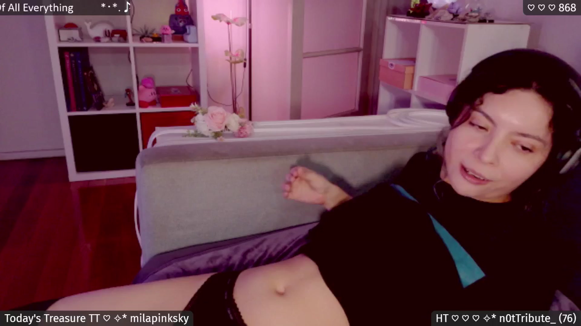 Gallery image thumbnail from Catwave's myfreecams stream on, 04/20/2026, 13:22 image 10 of 20