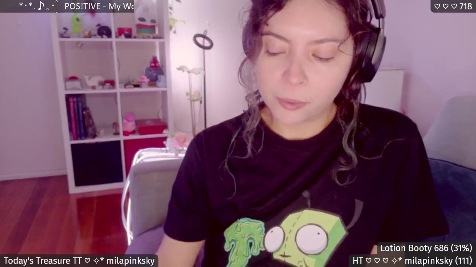 Gallery image thumbnail from Catwave's myfreecams stream on, 04/23/2026, 06:00 image 5 of 20