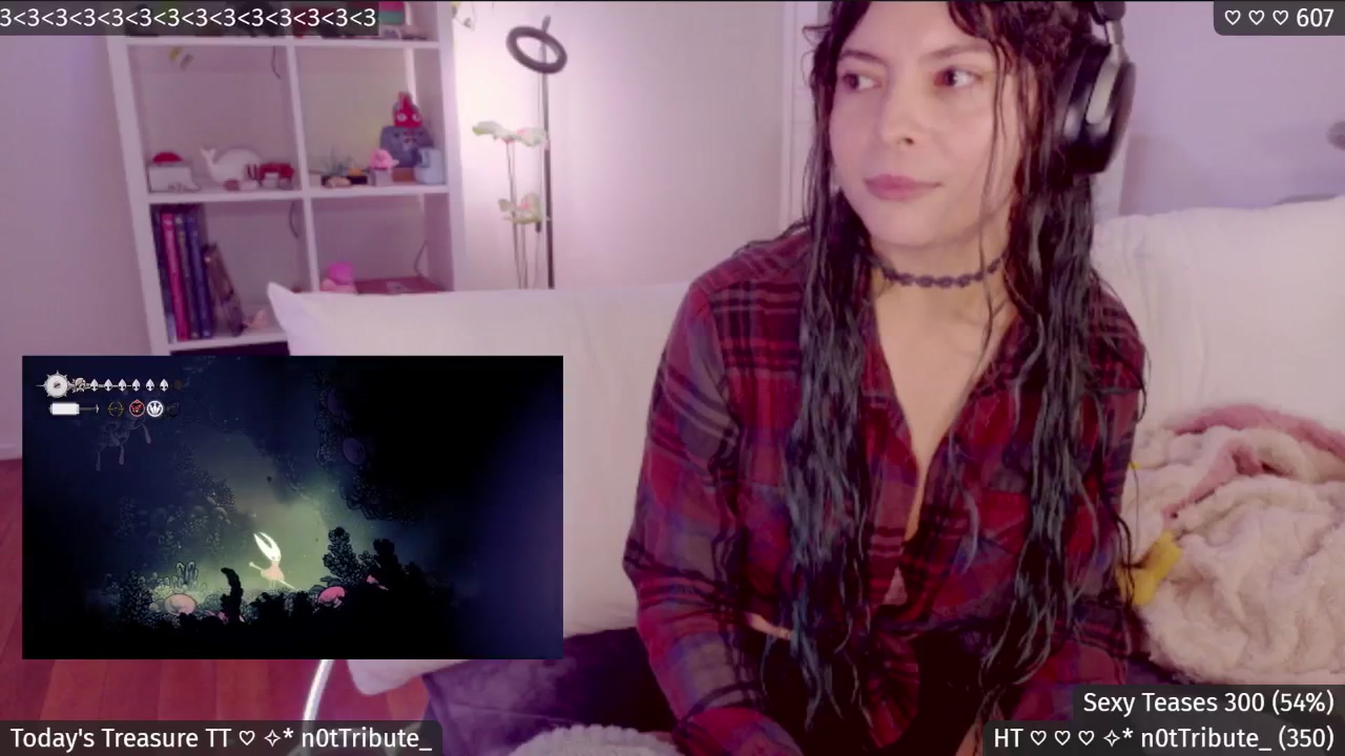 Gallery image thumbnail from Catwave's myfreecams stream on, 04/26/2026, 03:19 image 6 of 20