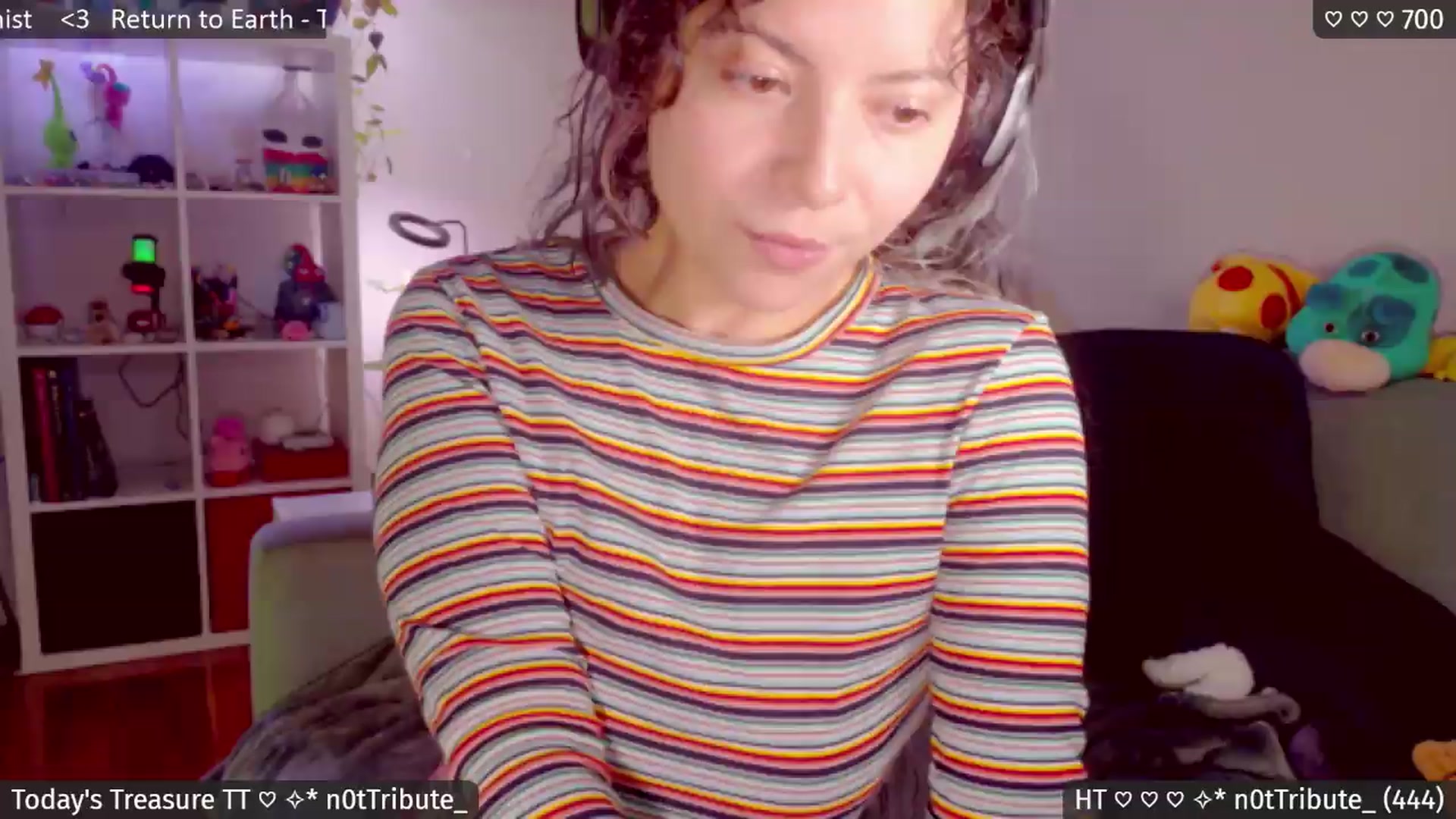 Gallery image thumbnail from Catwave's myfreecams stream on, 06/16/2026, 07:07 image 7 of 20