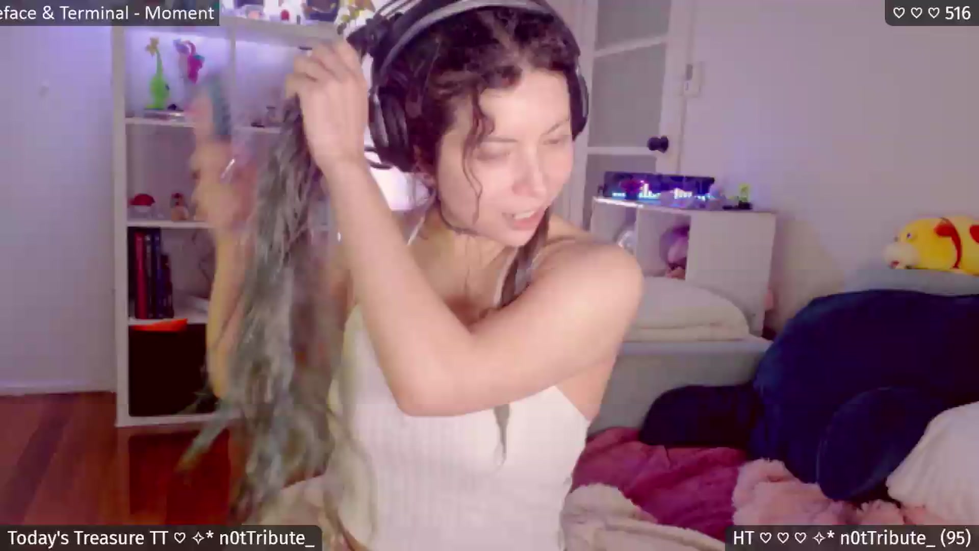 Gallery image thumbnail from Catwave's myfreecams stream on, 07/10/2026, 04:00 image 6 of 20