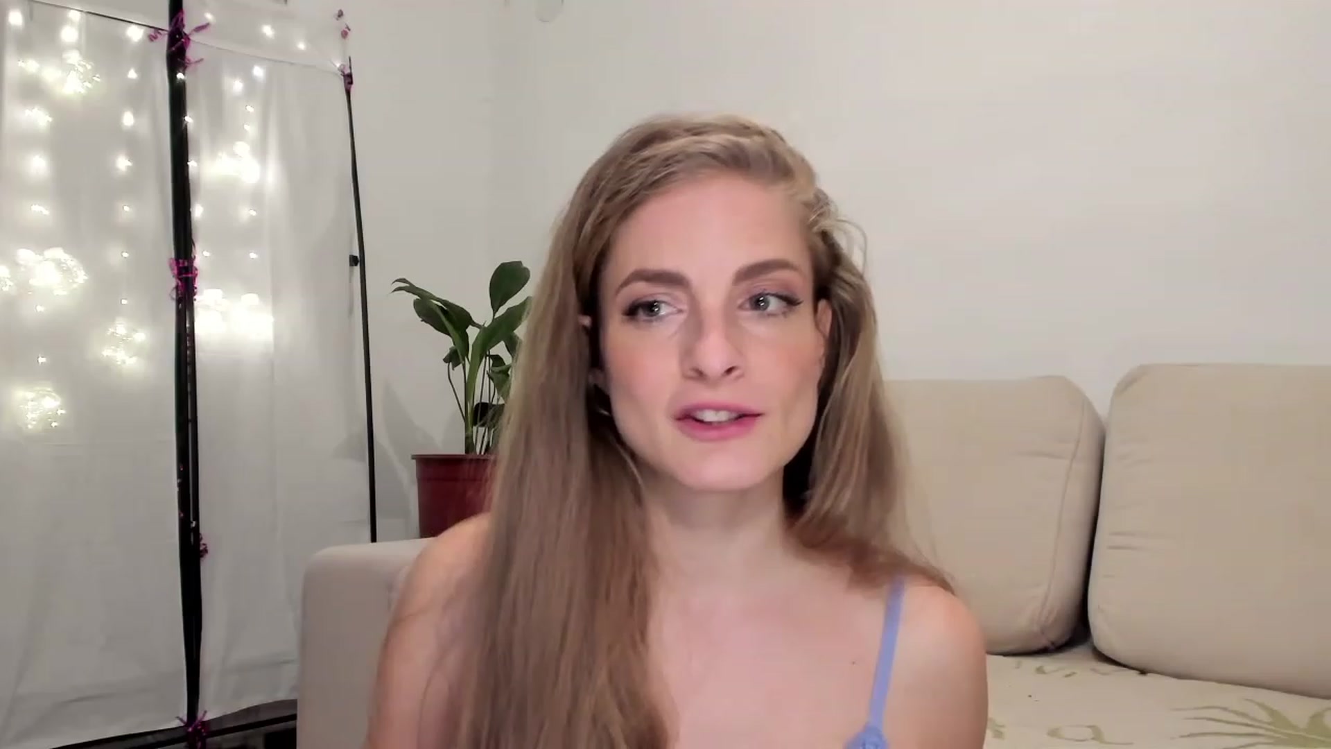 Gallery image thumbnail from Cayenne_mfc's myfreecams stream on, 01/22/2023, 21:15 image 8 of 20
