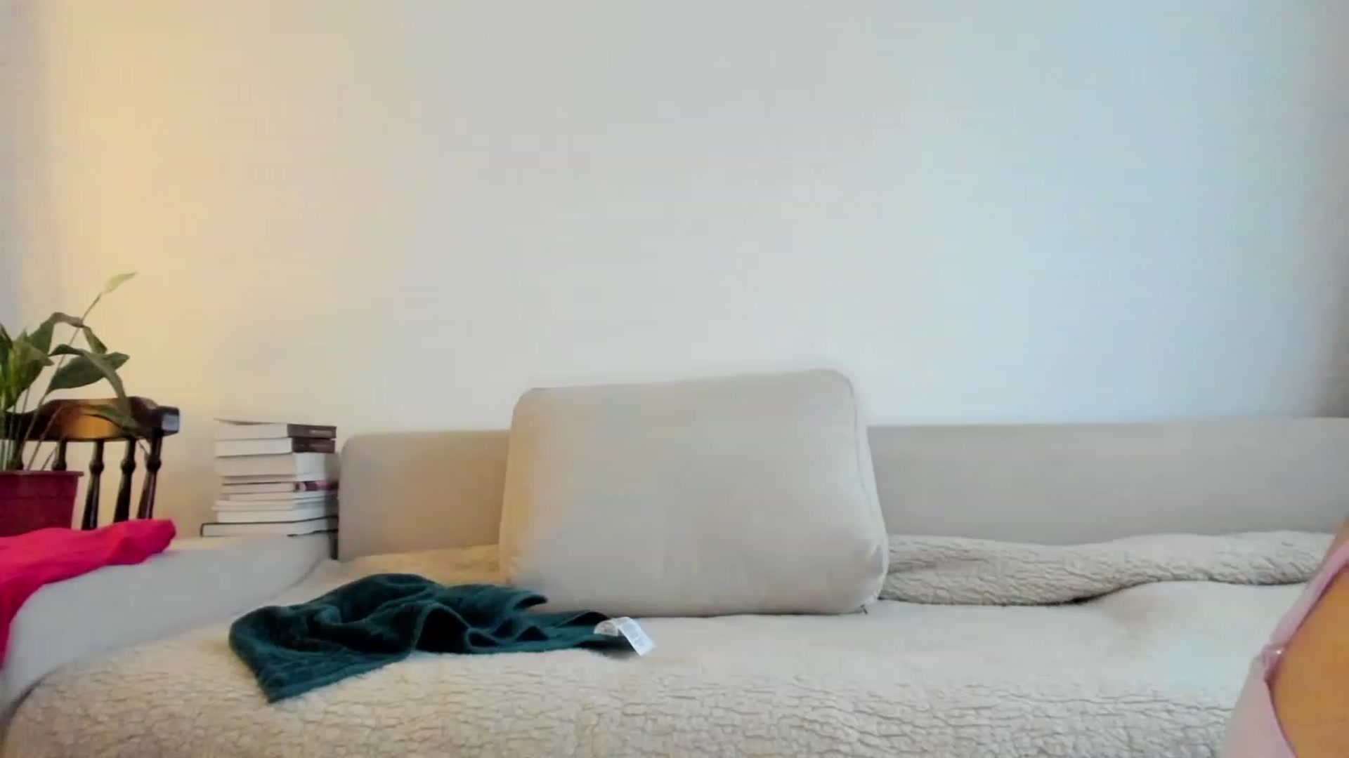 Gallery image thumbnail from Cayenne_mfc's myfreecams stream on, 04/25/2023, 17:44 image 19 of 20