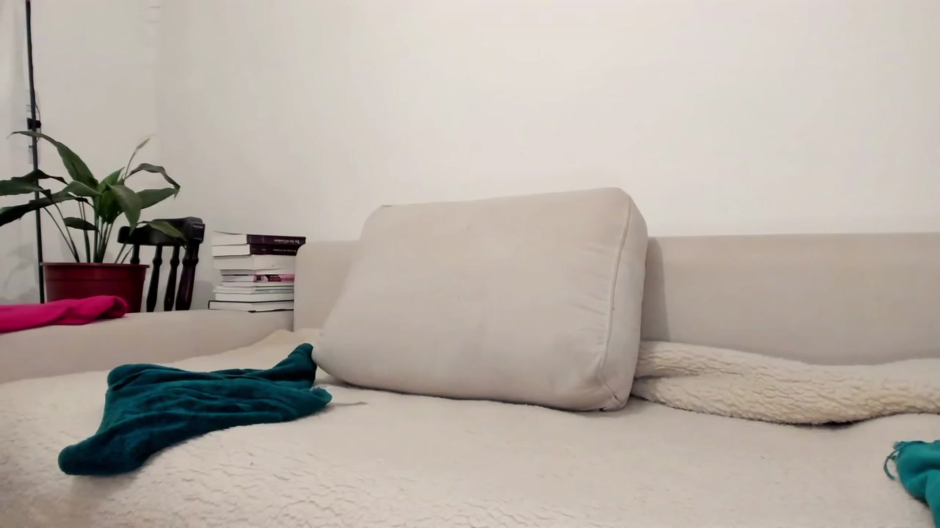 Gallery image thumbnail from Cayenne_mfc's myfreecams stream on, 04/25/2023, 18:29 image 17 of 20