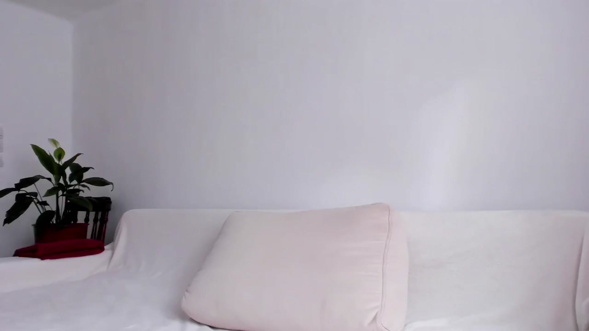 Gallery image thumbnail from Cayenne_mfc's myfreecams stream on, 07/01/2024, 16:21 image 18 of 20