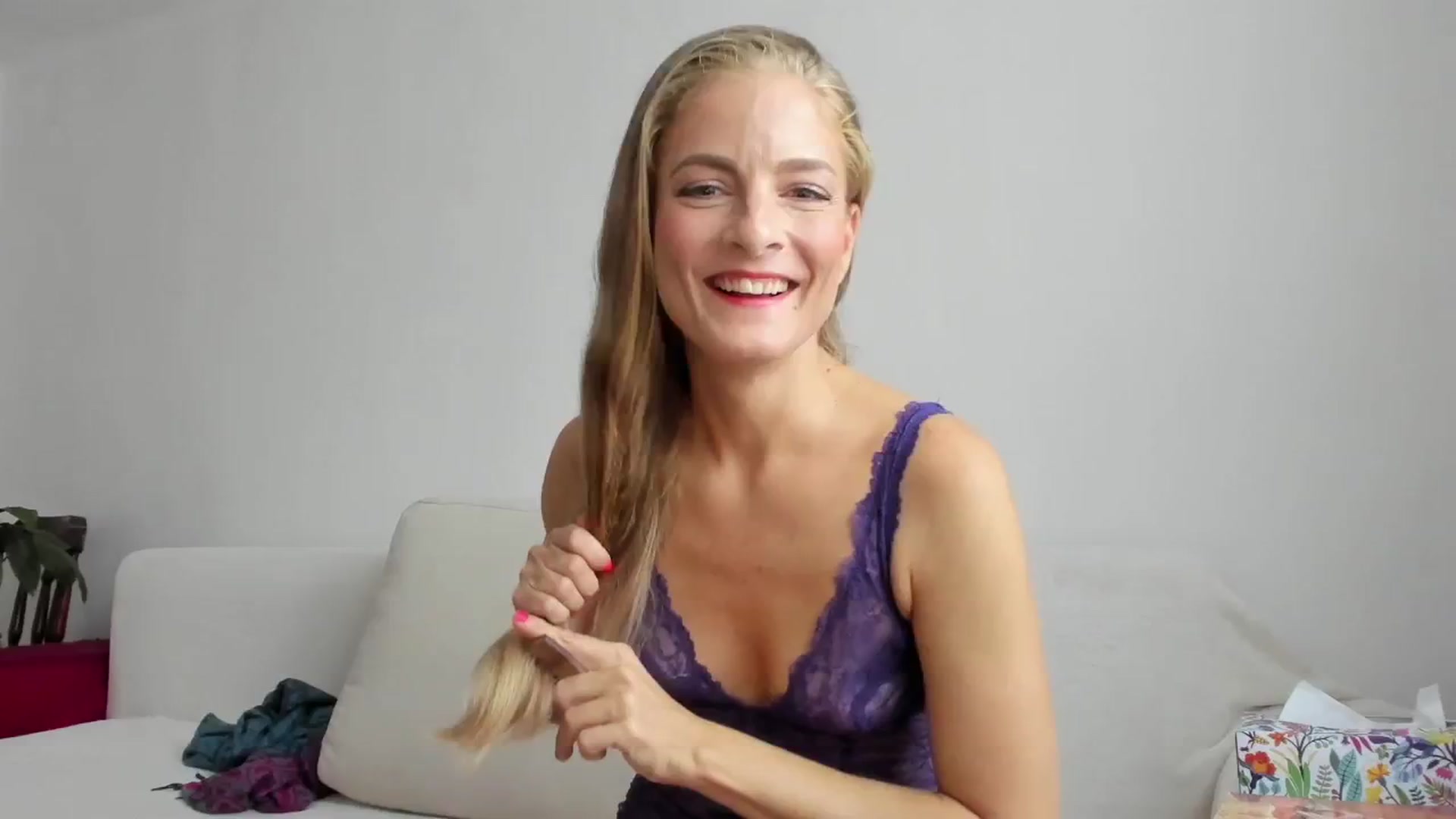 Gallery image thumbnail from Cayenne_mfc's myfreecams stream on, 07/26/2024, 08:22 image 2 of 20