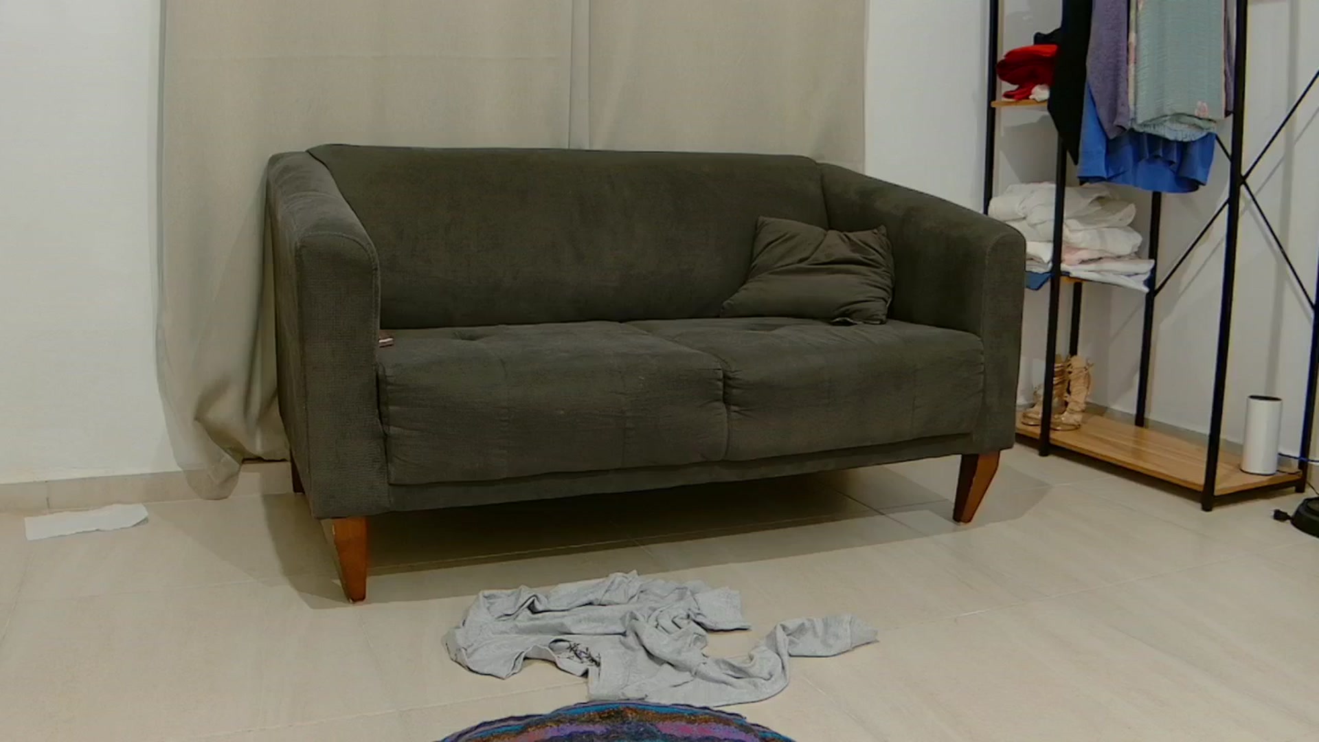 Gallery image thumbnail from Cayenne_mfc's myfreecams stream on, 01/26/2025, 24:15 image 20 of 20
