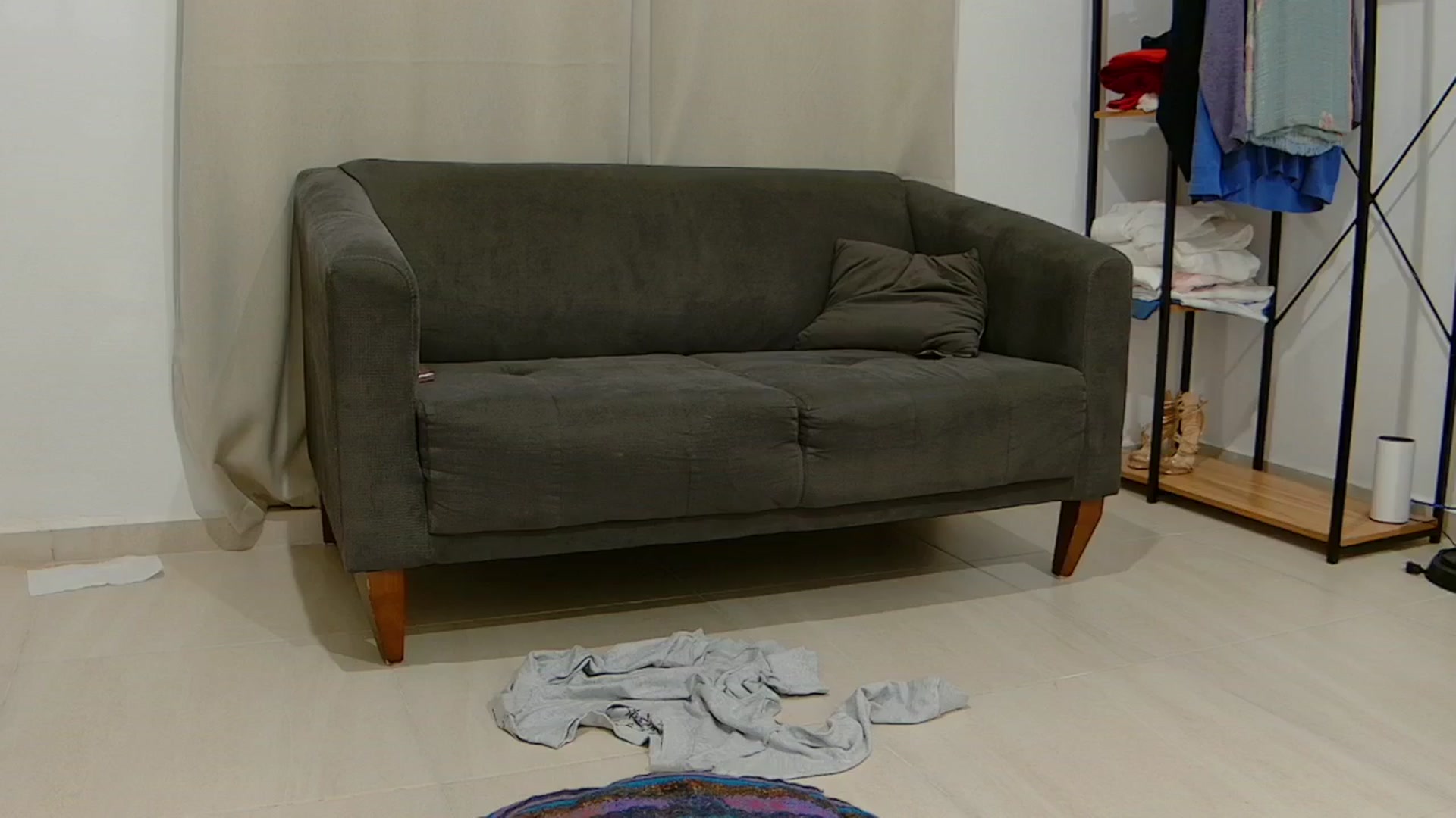 Gallery image thumbnail from Cayenne_mfc's myfreecams stream on, 01/26/2025, 24:15 image 18 of 20
