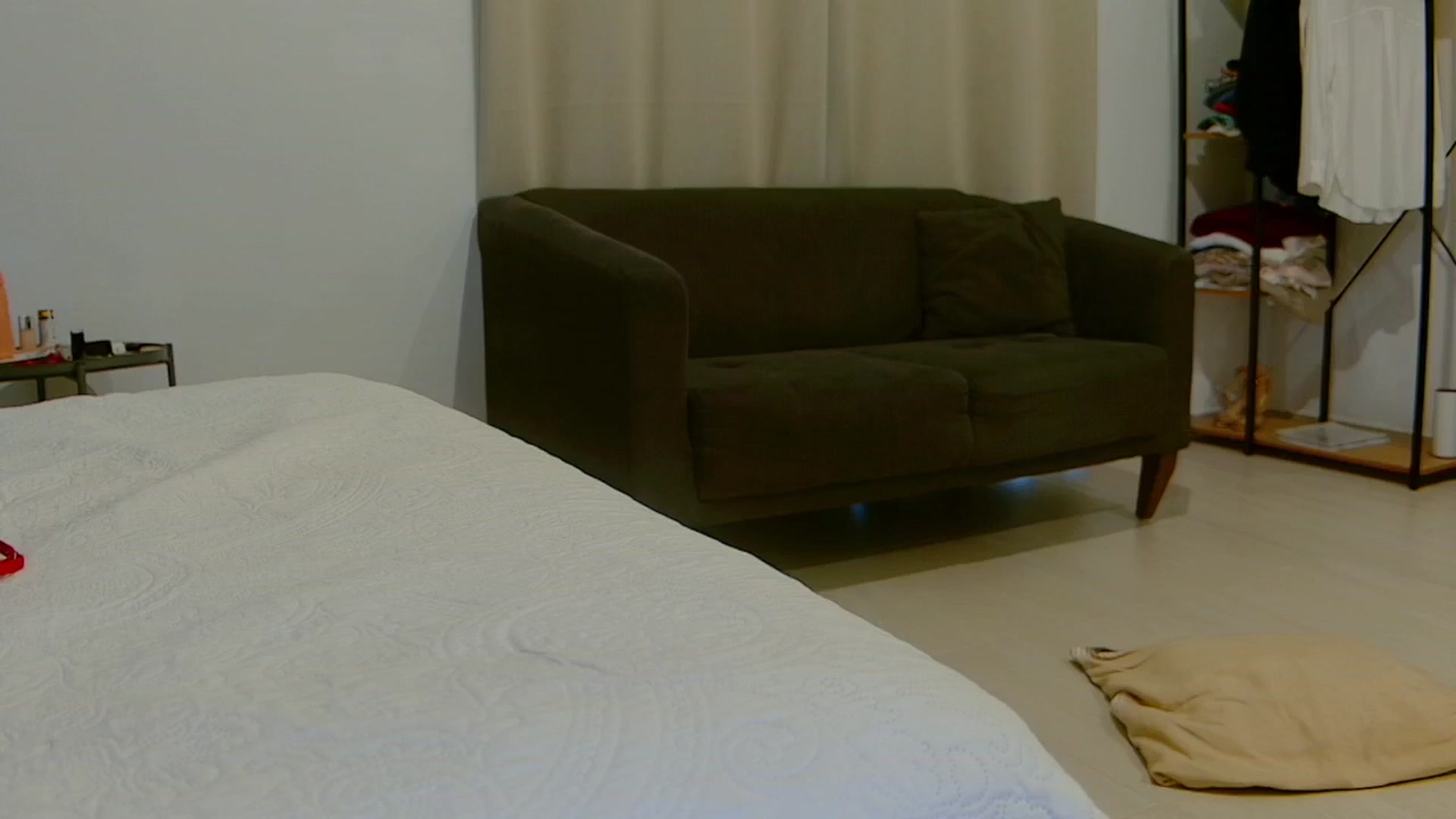 Gallery image thumbnail from Cayenne_mfc's myfreecams stream on, 02/21/2025, 23:19 image 3 of 20
