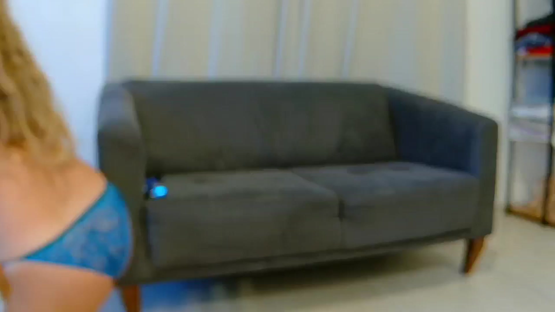 Gallery image thumbnail from Cayenne_mfc's myfreecams stream on, 03/27/2025, 24:57 image 7 of 20