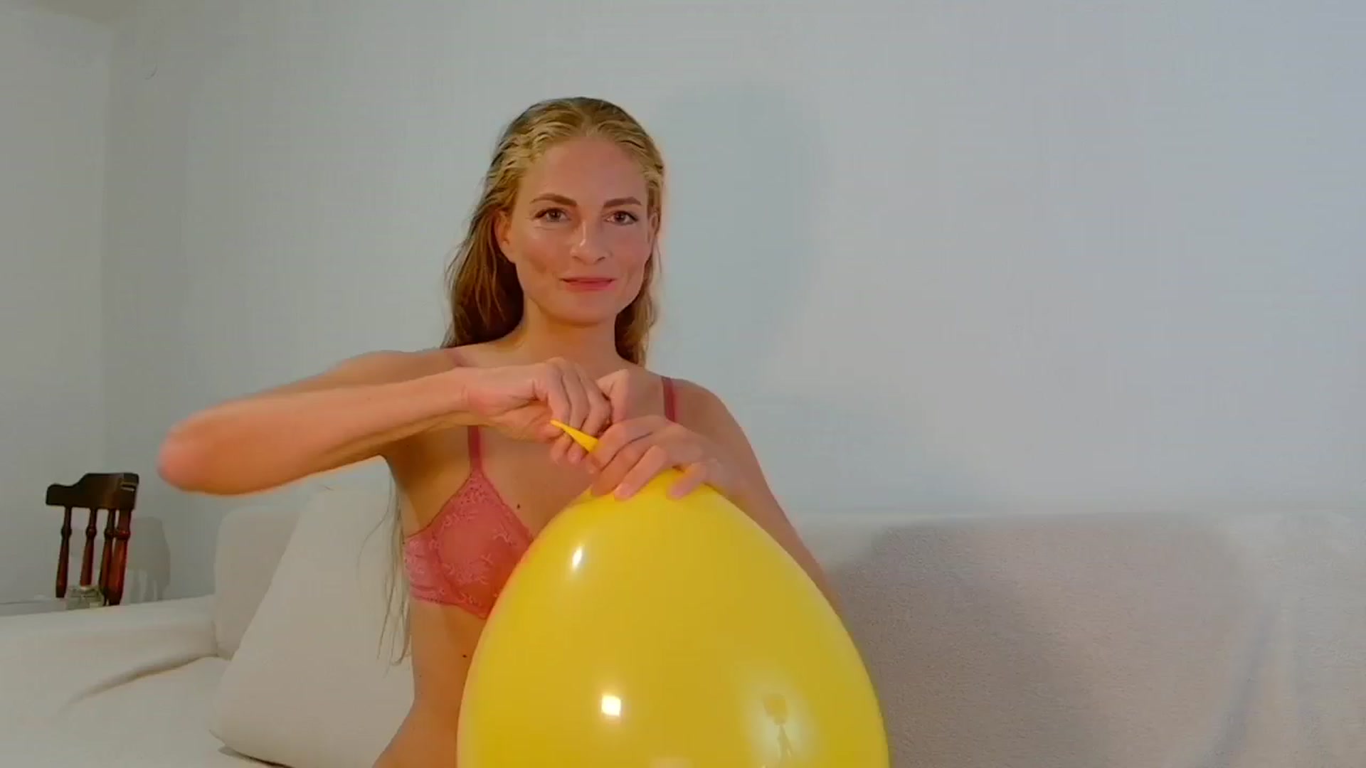 Gallery image thumbnail from Cayenne_mfc's myfreecams stream on, 05/10/2025, 19:24 image 12 of 20