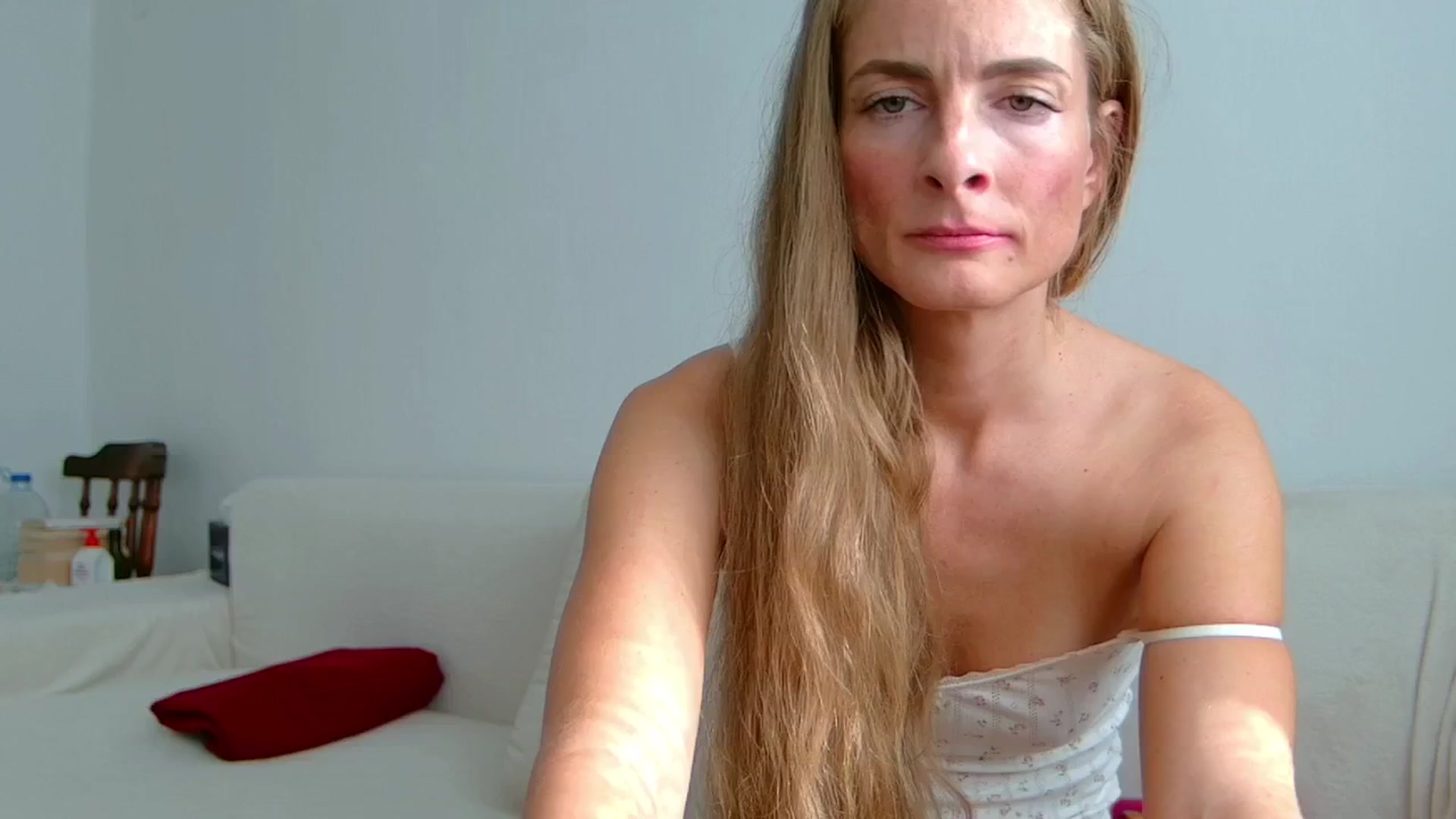 Gallery image thumbnail from Cayenne_mfc's myfreecams stream on, 10/29/2025, 13:26 image 12 of 20