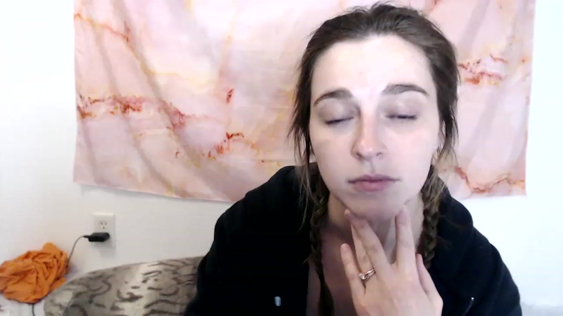 Gallery image thumbnail from Cbearrrr's myfreecams stream on, 03/16/2023, 23:07 image 13 of 20
