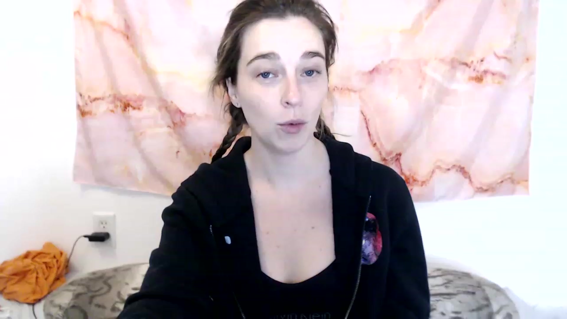 Gallery image thumbnail from Cbearrrr's myfreecams stream on, 03/16/2023, 23:07 image 3 of 20