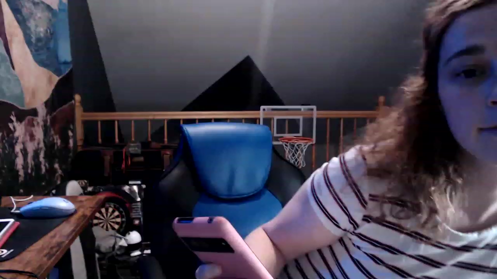 Gallery image thumbnail from Cbearrrr's myfreecams stream on, 06/28/2023, 08:46 image 19 of 20