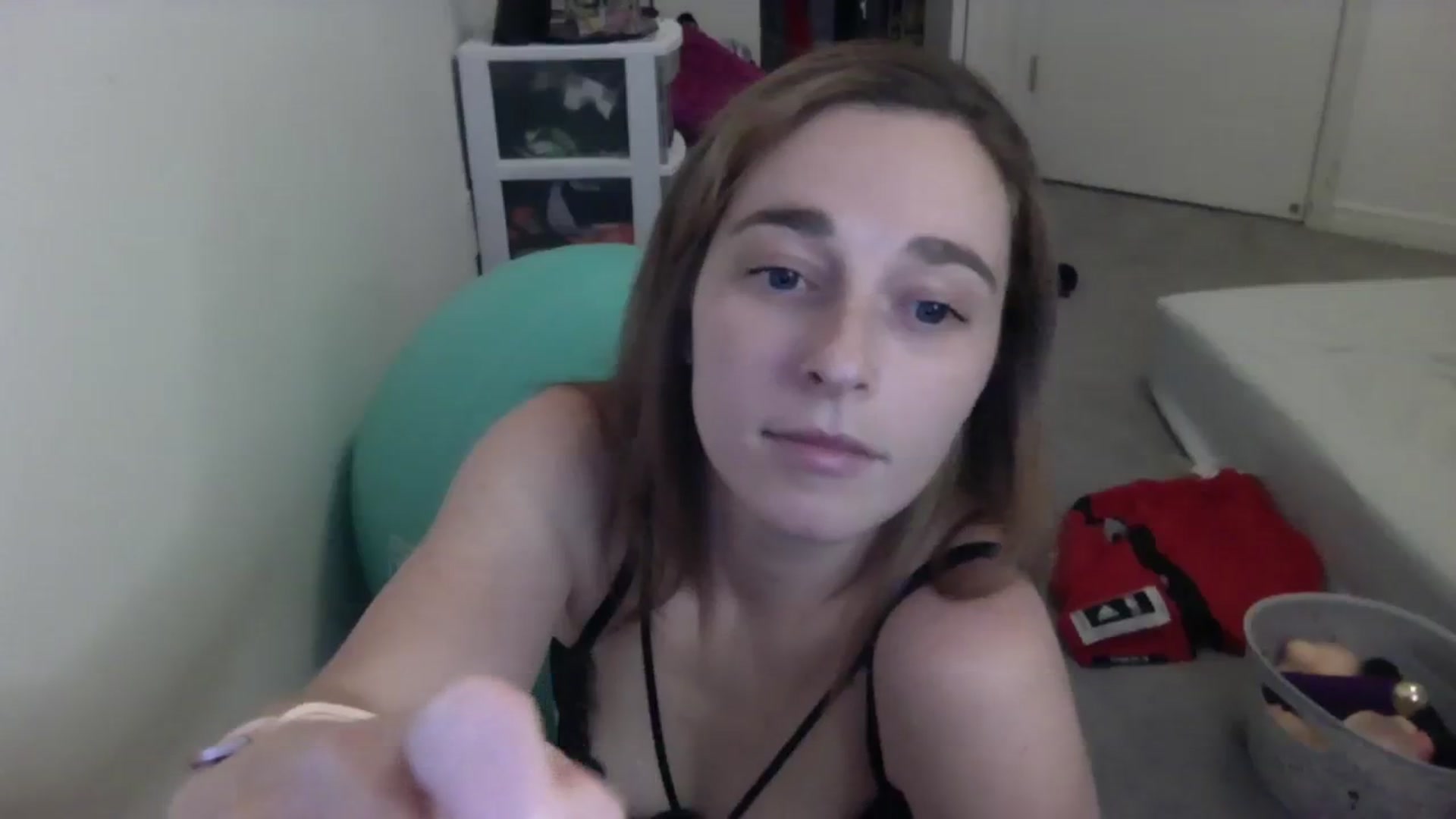 Gallery image thumbnail from Cbearrrr's myfreecams stream on, 08/01/2023, 24:50 image 7 of 20