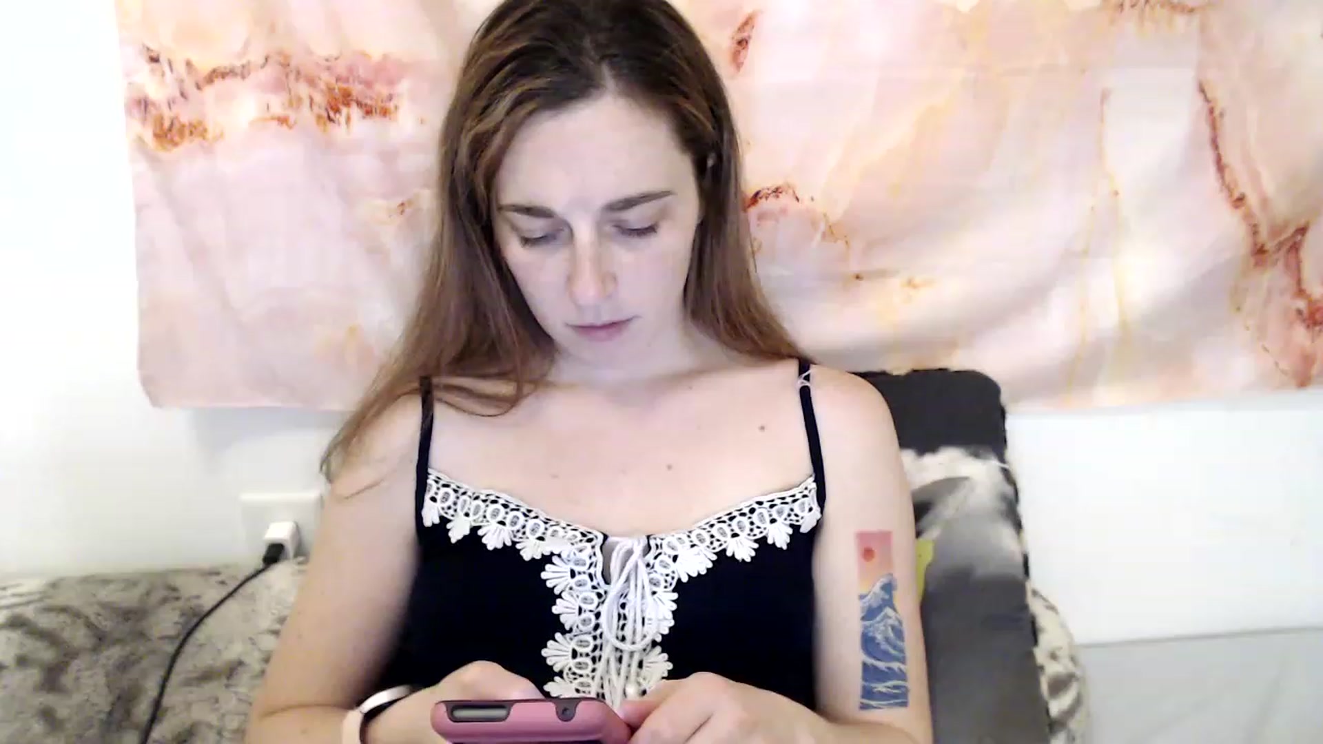 Gallery image thumbnail from Cbearrrr's myfreecams stream on, 08/01/2023, 09:32 image 1 of 20