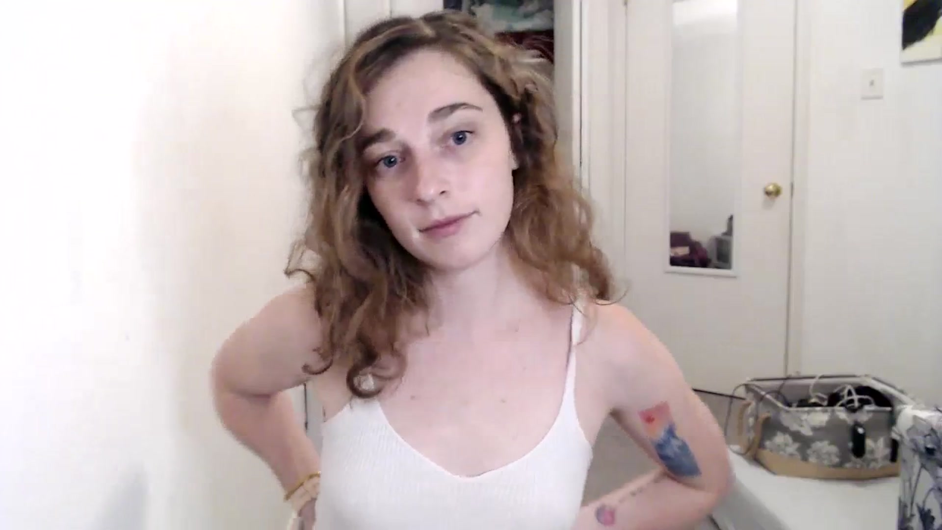 Gallery image thumbnail from Cbearrrr's myfreecams stream on, 08/23/2023, 07:42 image 15 of 20