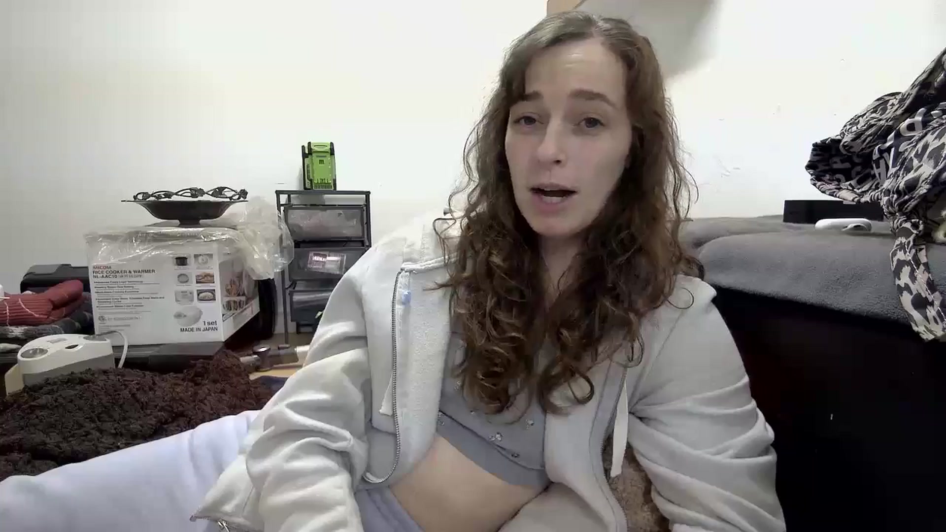 Gallery image thumbnail from Cbearrrr's myfreecams stream on, 12/25/2025, 03:37 image 14 of 20
