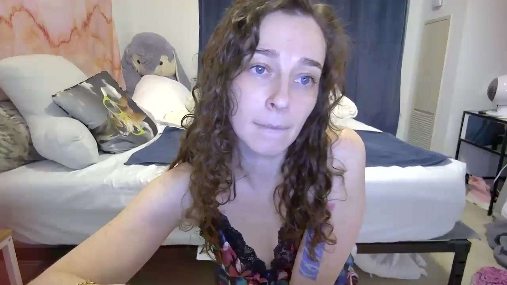 Gallery image thumbnail from Cbearrrr's myfreecams stream on, 01/31/2026, 24:01 image 13 of 20