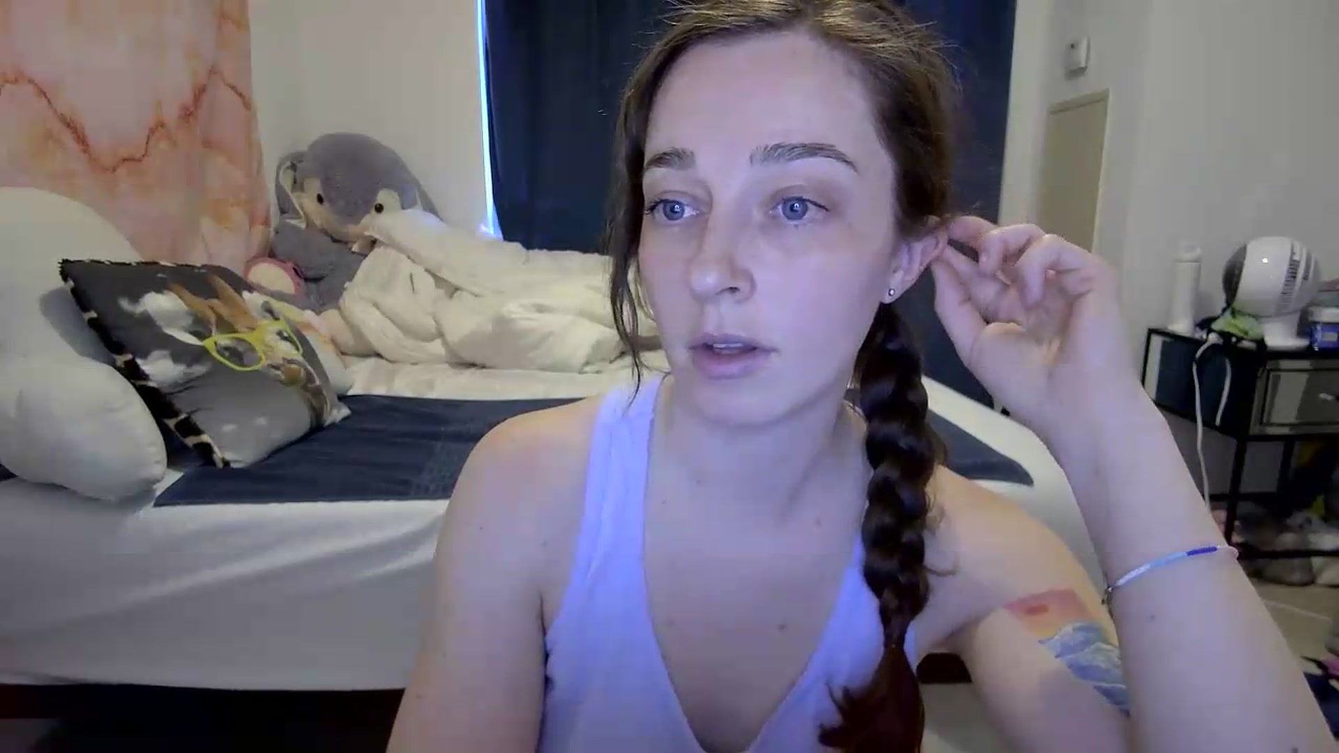Gallery image thumbnail from Cbearrrr's myfreecams stream on, 05/25/2026, 22:45 image 5 of 20