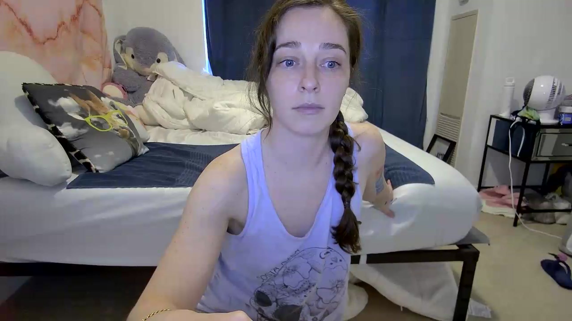 Gallery image thumbnail from Cbearrrr's myfreecams stream on, 05/25/2026, 22:45 image 18 of 20