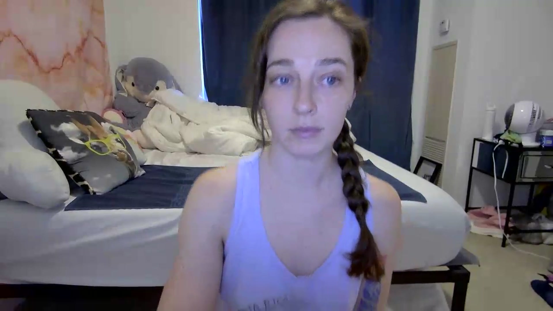 Gallery image thumbnail from Cbearrrr's myfreecams stream on, 05/25/2026, 22:45 image 13 of 20