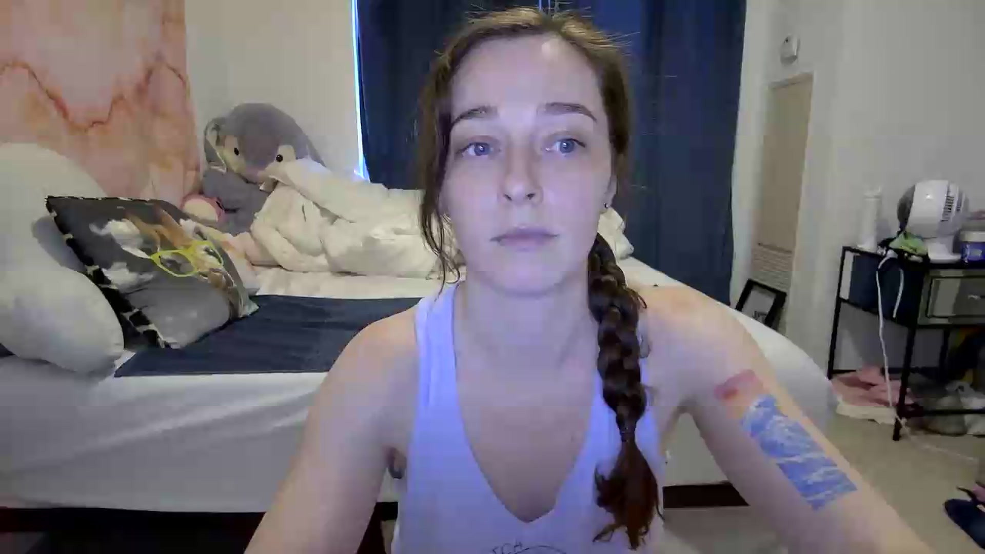Gallery image thumbnail from Cbearrrr's myfreecams stream on, 05/25/2026, 22:45 image 1 of 20