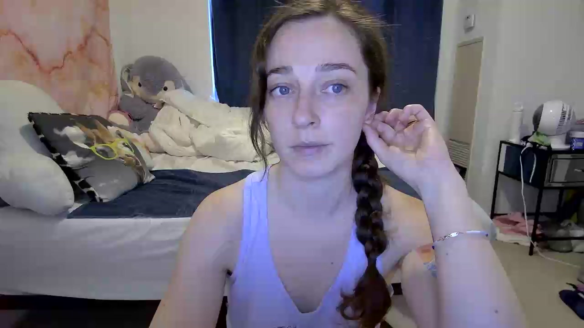 Gallery image thumbnail from Cbearrrr's myfreecams stream on, 05/25/2026, 23:49 image 11 of 20