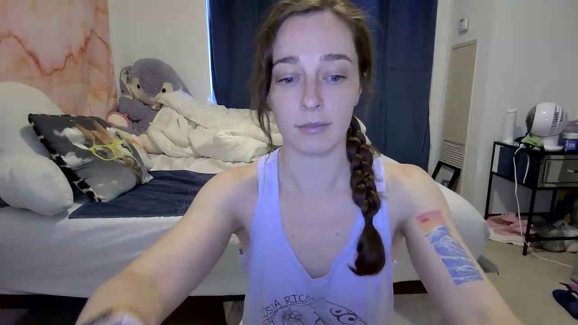 Gallery image thumbnail from Cbearrrr's myfreecams stream on, 05/25/2026, 23:49 image 16 of 20