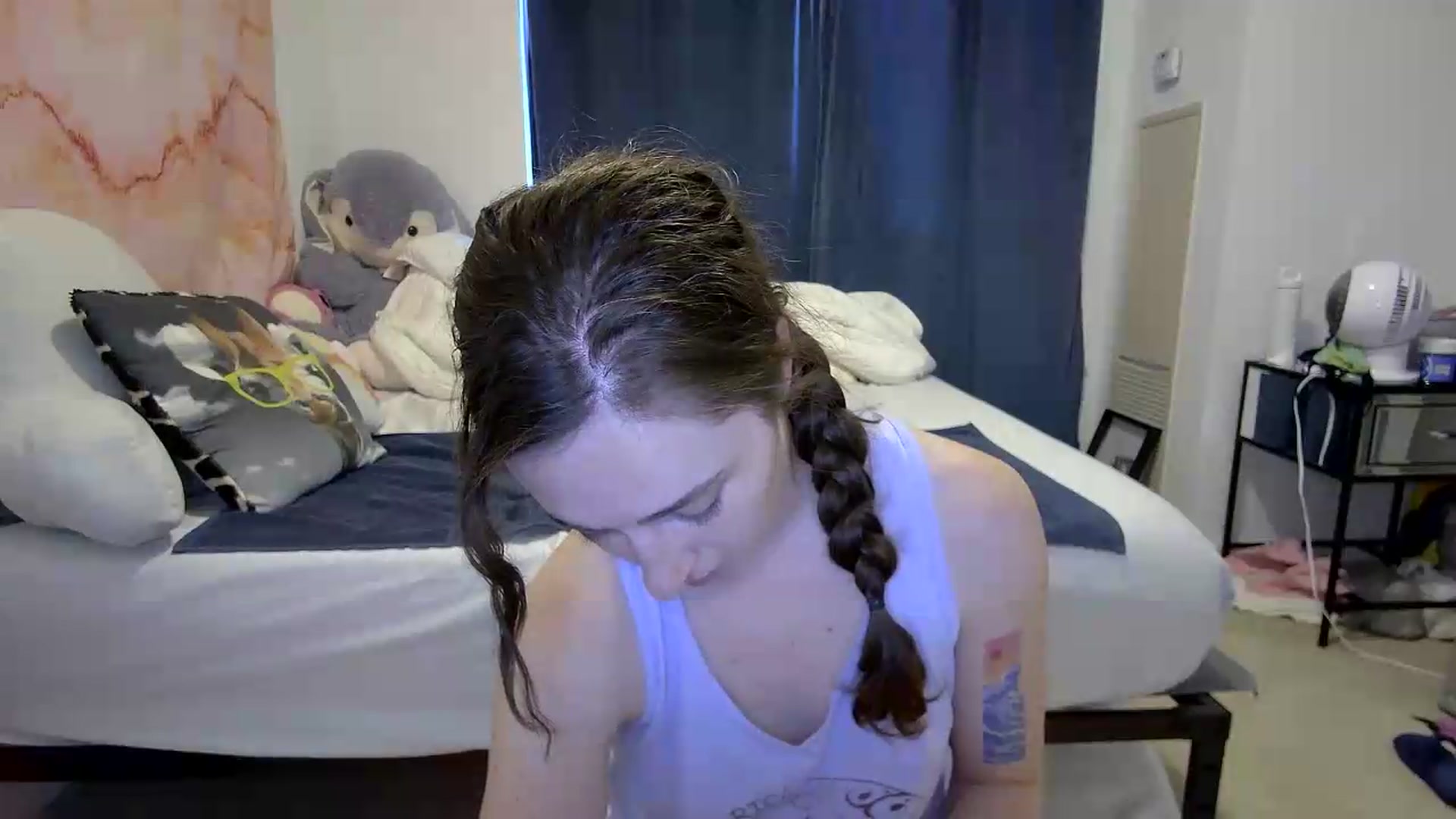 Gallery image thumbnail from Cbearrrr's myfreecams stream on, 05/25/2026, 23:49 image 15 of 20