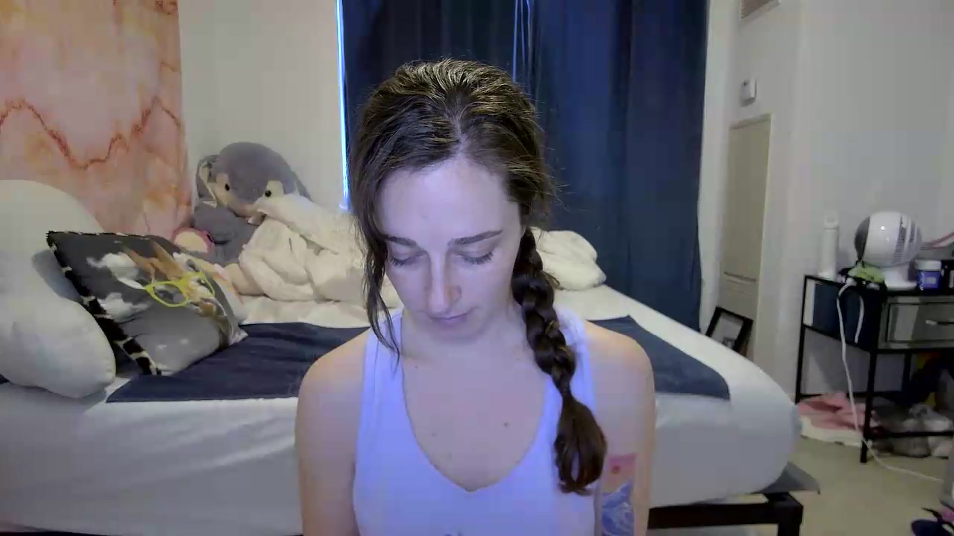 Gallery image thumbnail from Cbearrrr's myfreecams stream on, 05/25/2026, 23:49 image 19 of 20